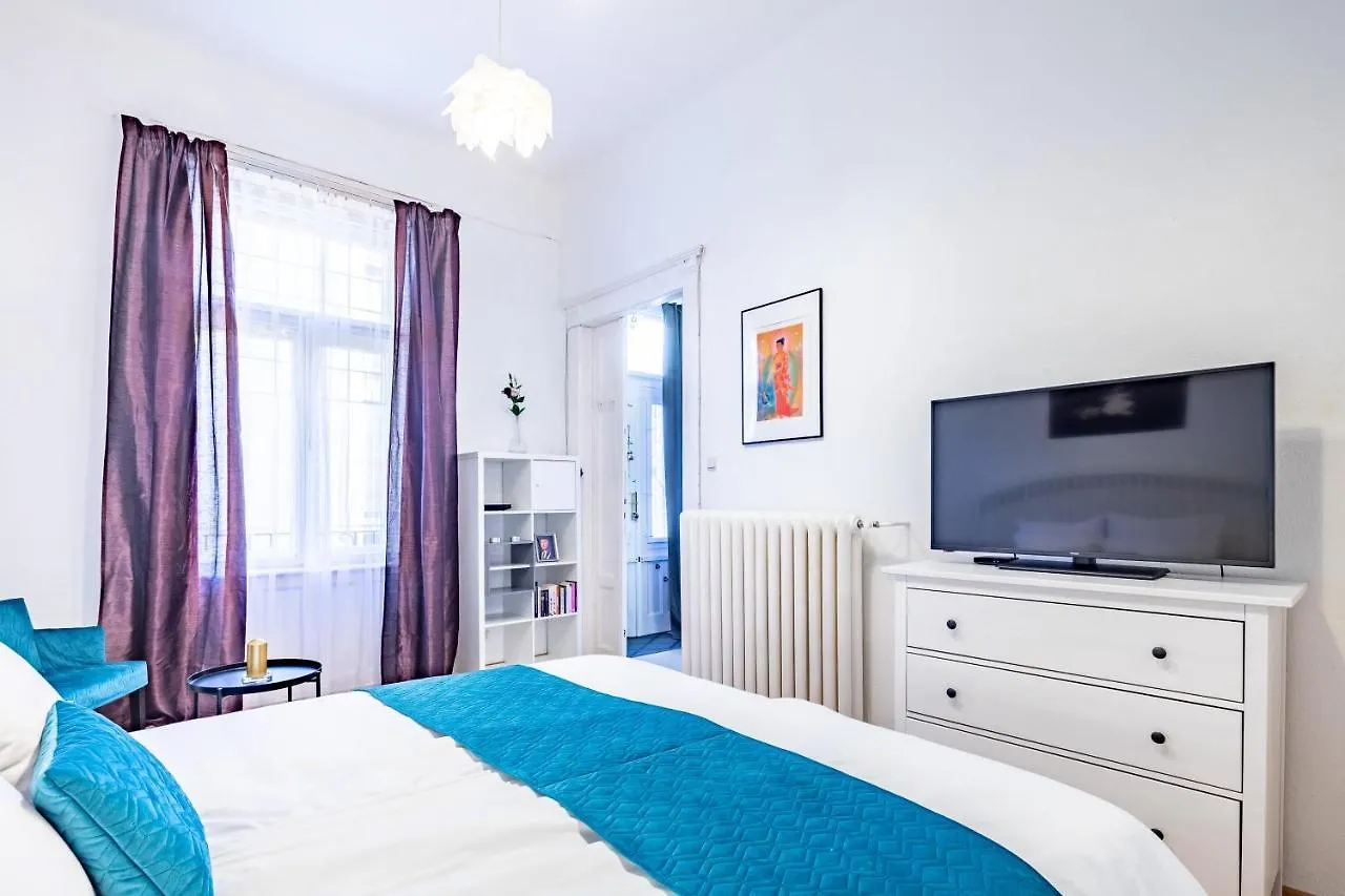 Cute Little Apartment Next To Margaret Island بودابست
